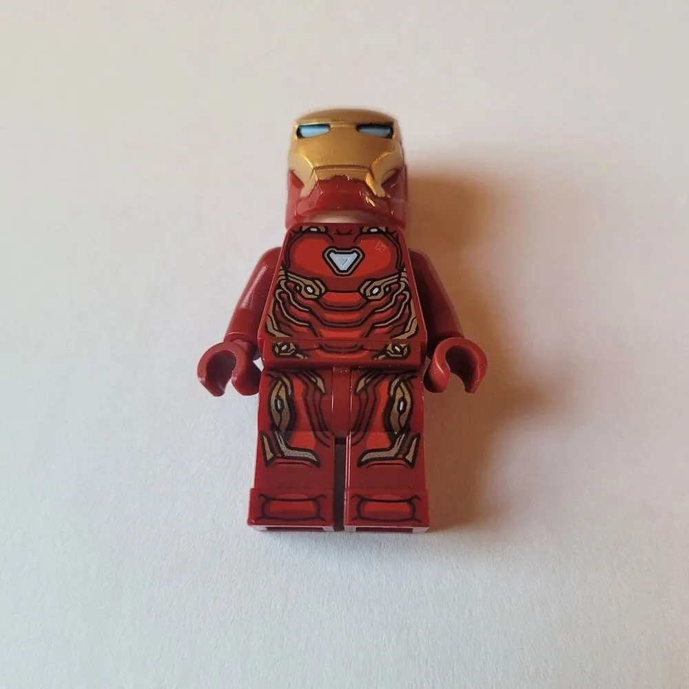 LEGO Marvel Super Heroes Iron Man Mark 50 Minifigure